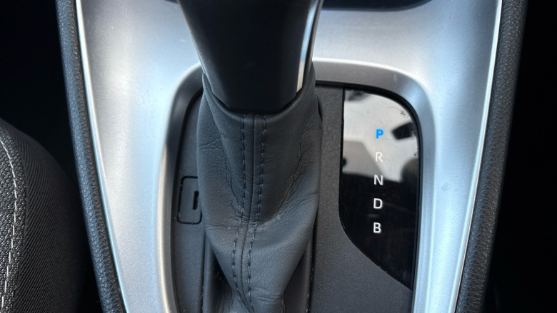 Toyota Yaris Cross 1.5 Hybrid Design 5dr CVT Hybrid Estate